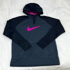 Nike Women's Therma Fit Black/Pink Pullover Hoodie